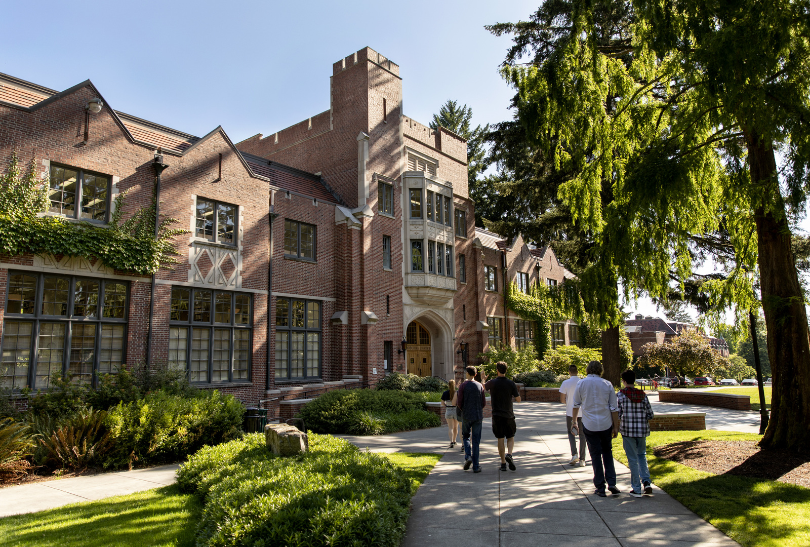 Collins Memorial Library