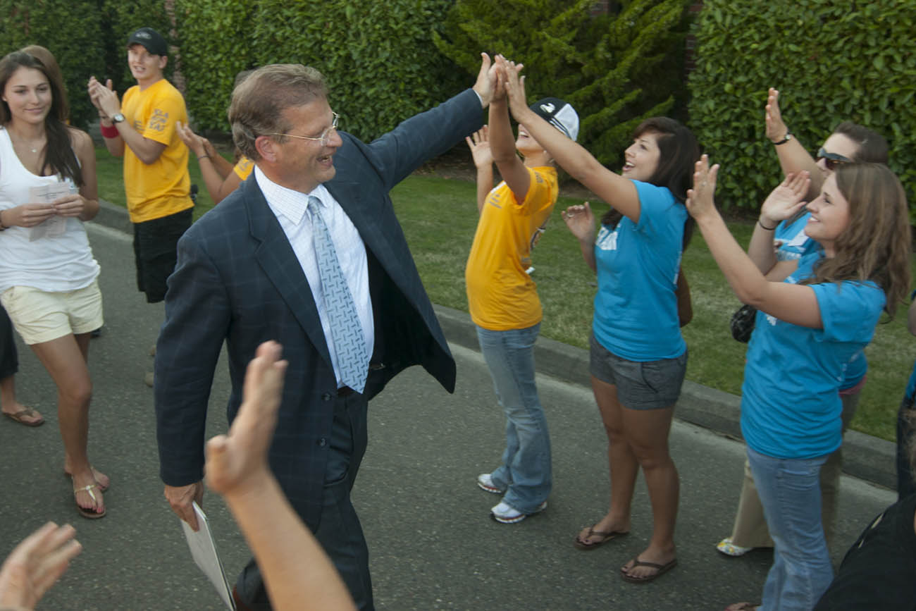 President Ronald R. Thomas