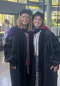 Haley Westman ’18 and Maddy Powers ’17