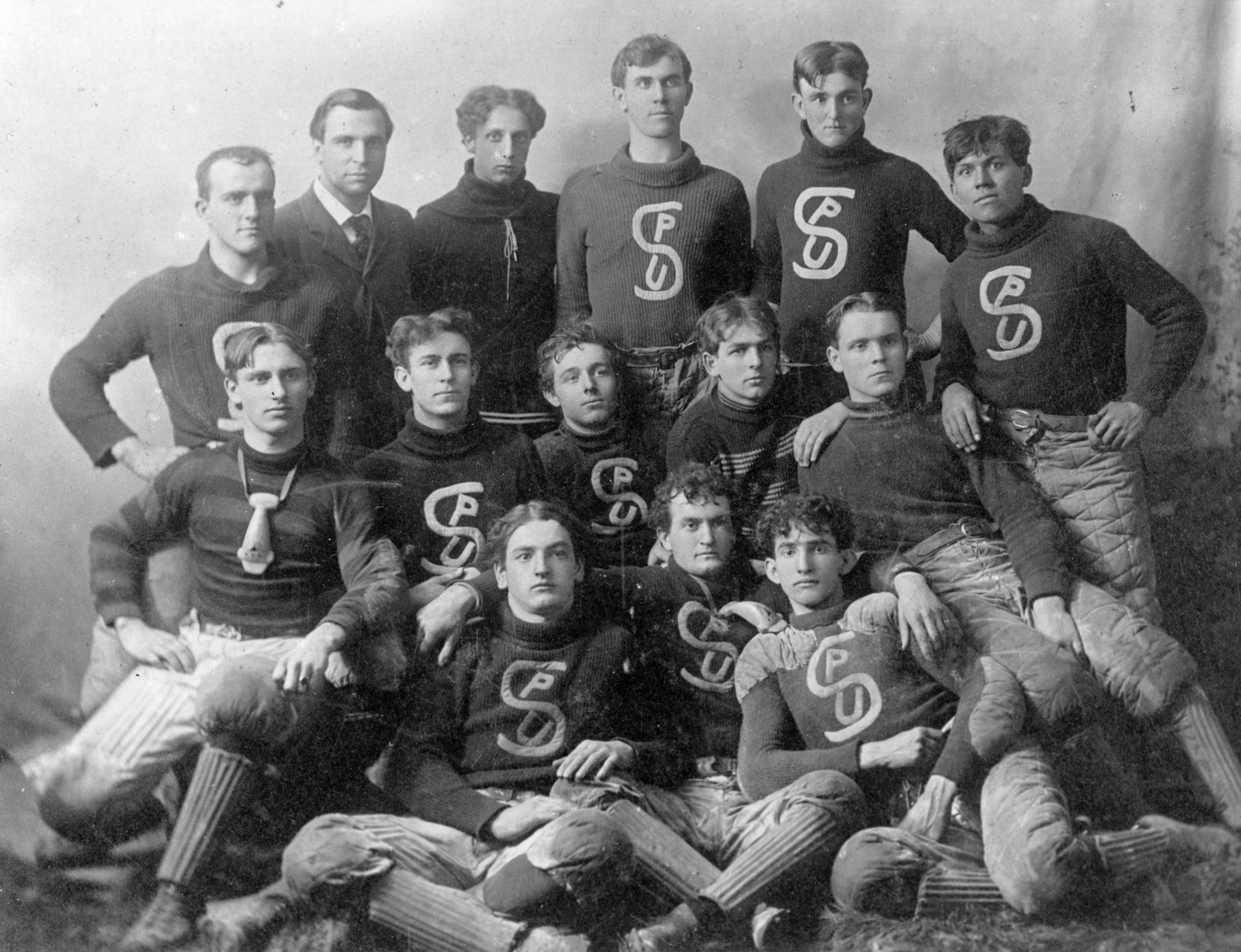 1901 football team in uniform.