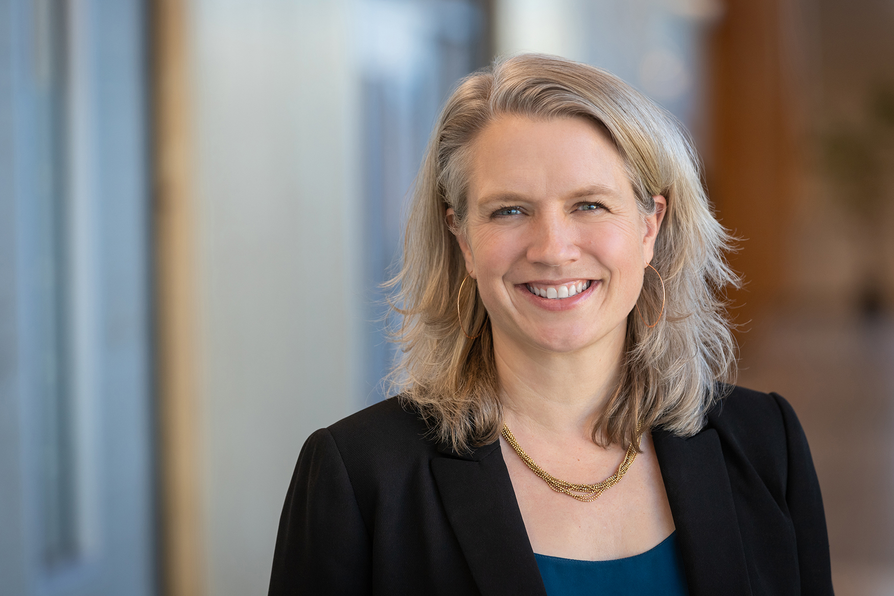 Arches Editor Lisa Kozleski ’94