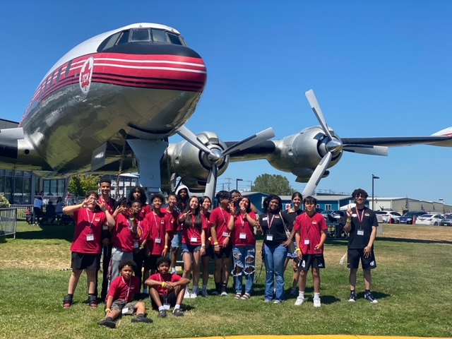Students at the Museum of Flight