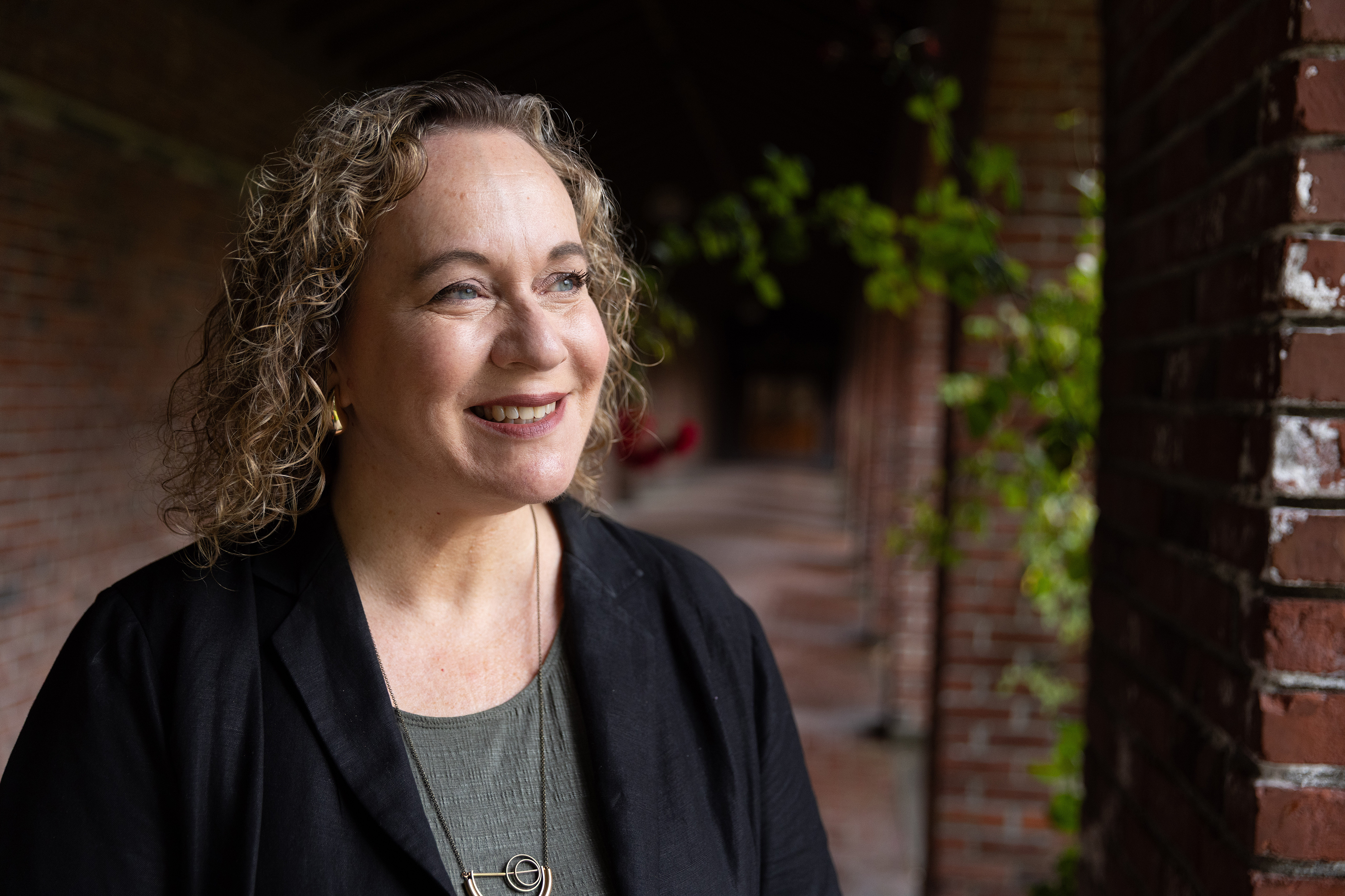 Prof. of Sociology Jennifer Utrata