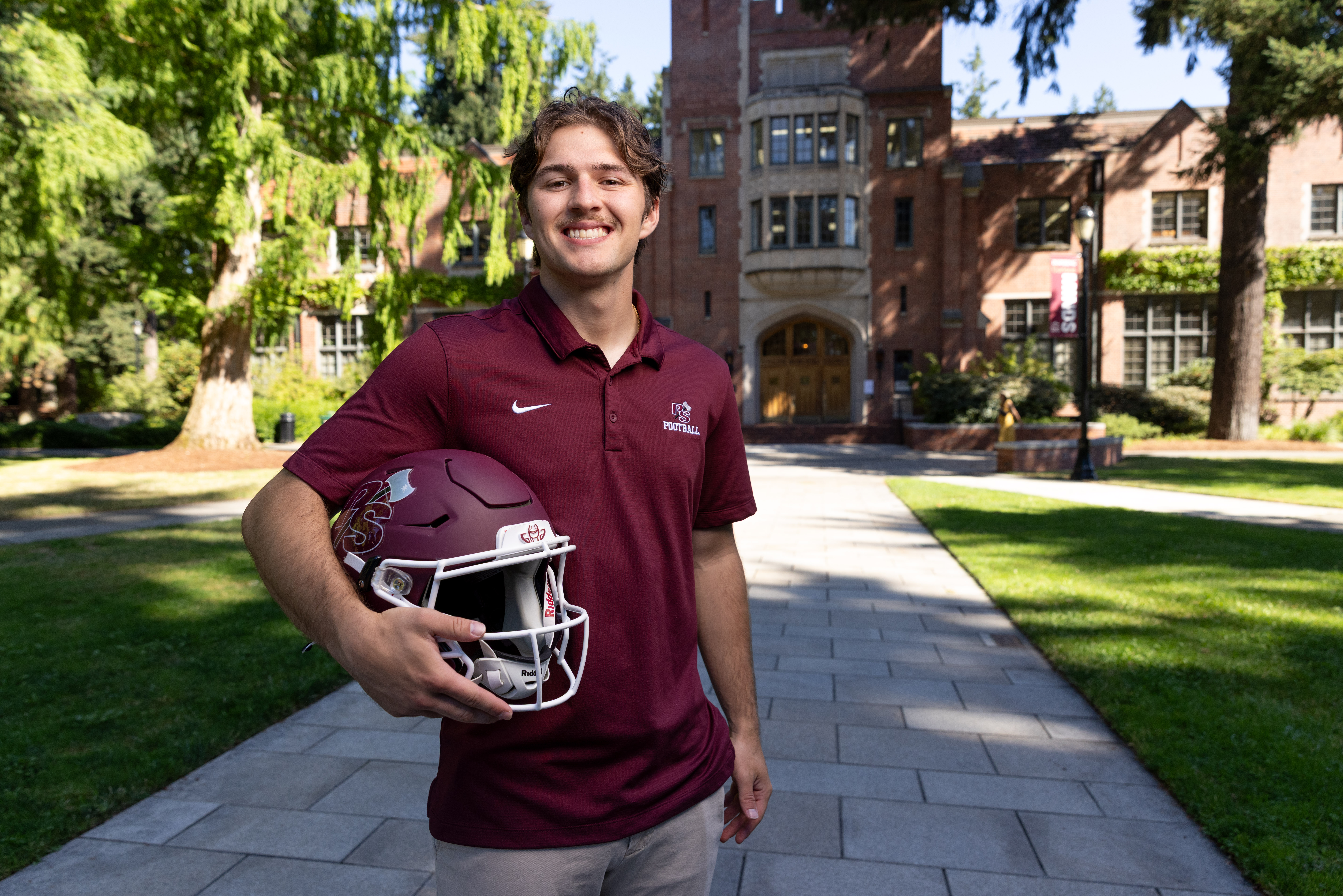 Jake Elorduy ’26 with his football helmet.