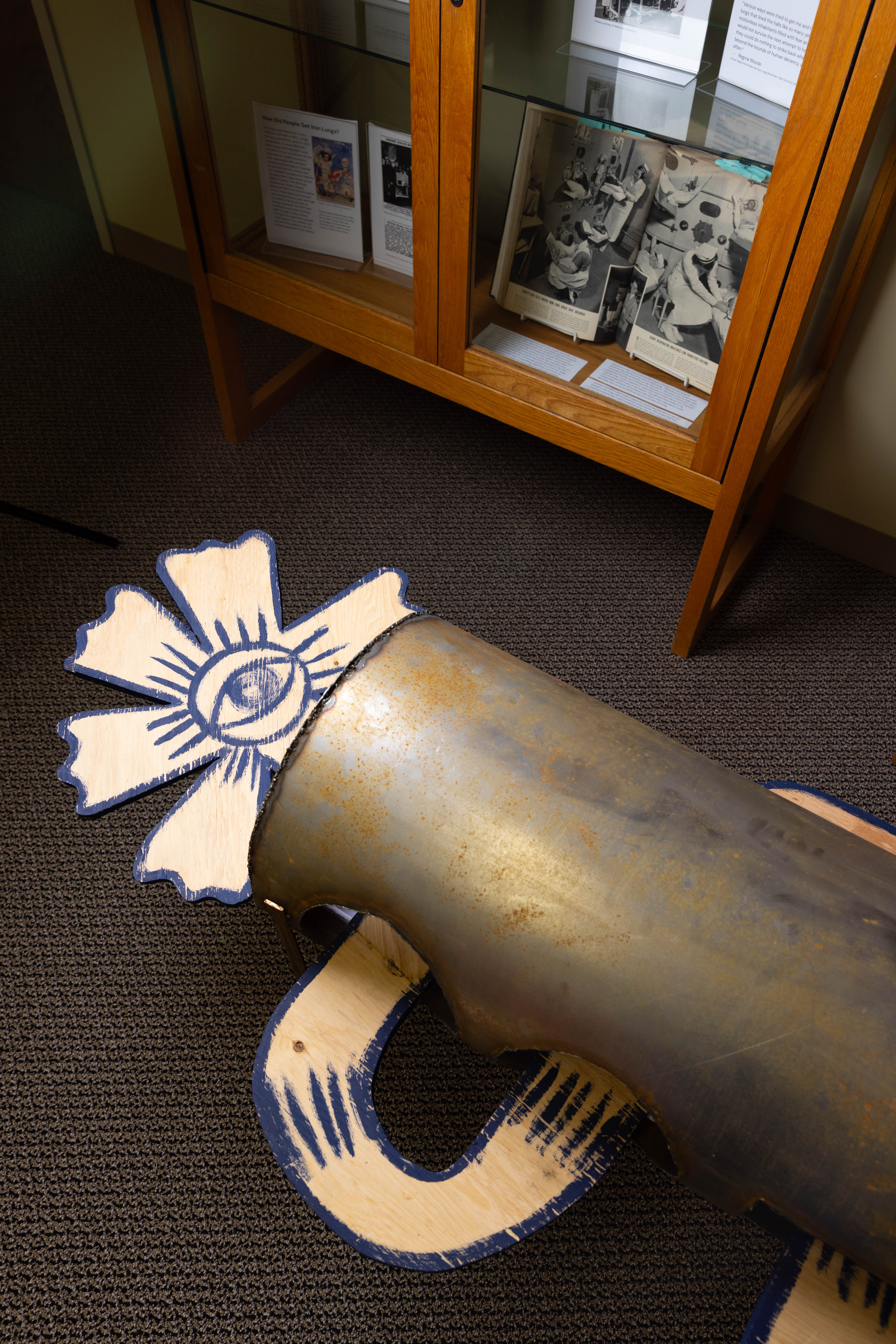 Iron lung sculpture by Eva Langenthal ’26