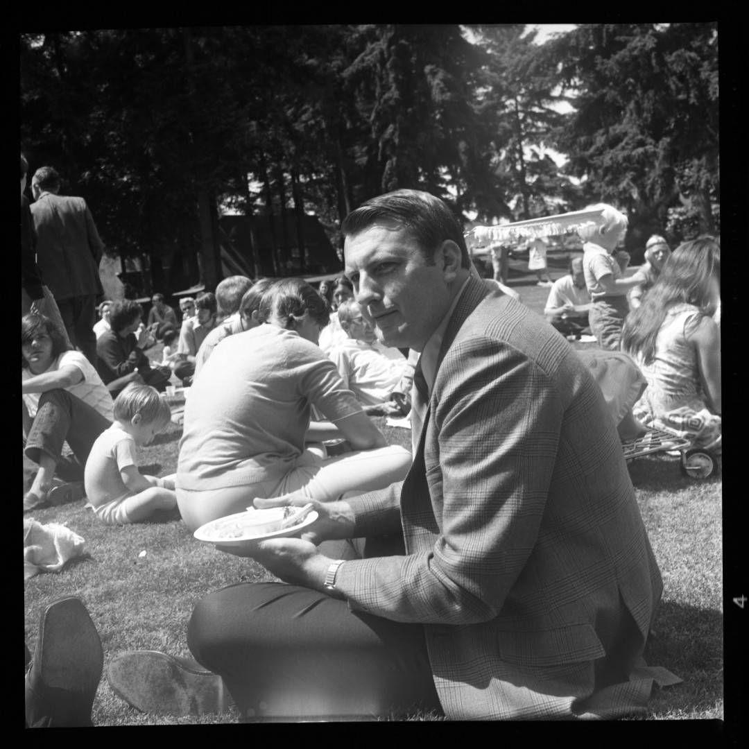 Ed Bowman ’57, P’86, P’93 at a summer picnic in 1971.