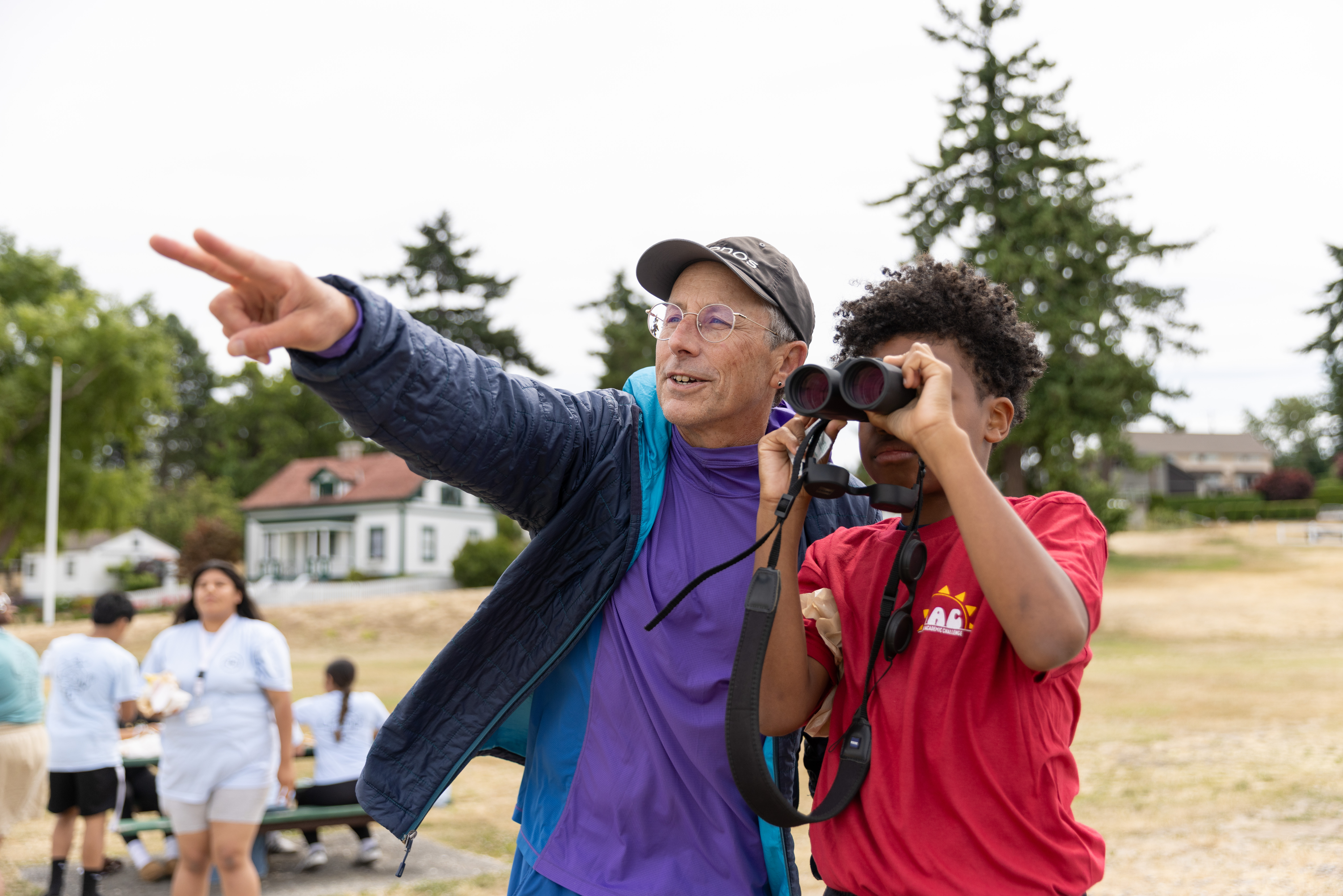 Students working with Professor Hodum at Brown's Point
