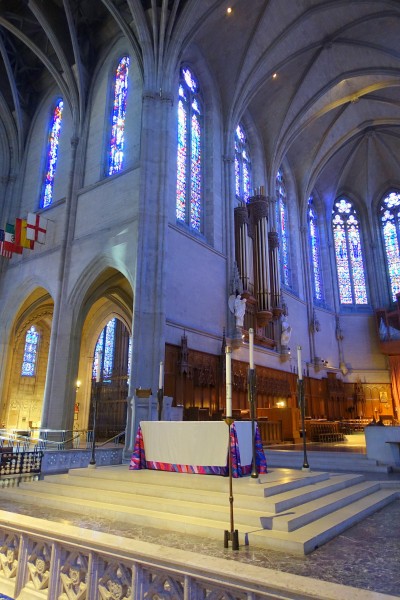 grace-cathedral-san-francisco-cc-by-daderot-mar-16.jpg