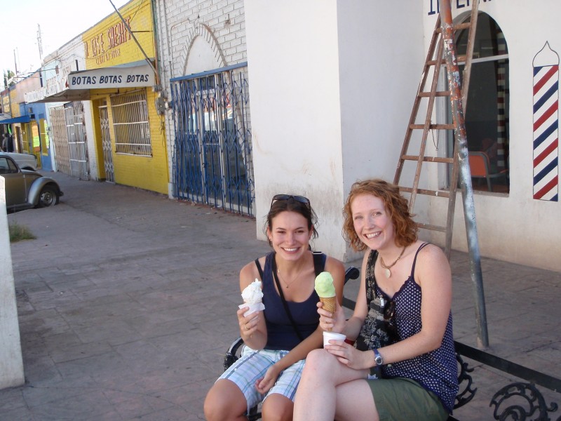 large_p6030016.jpg 2008: Emily Mulligan and Alexa Fritzsche