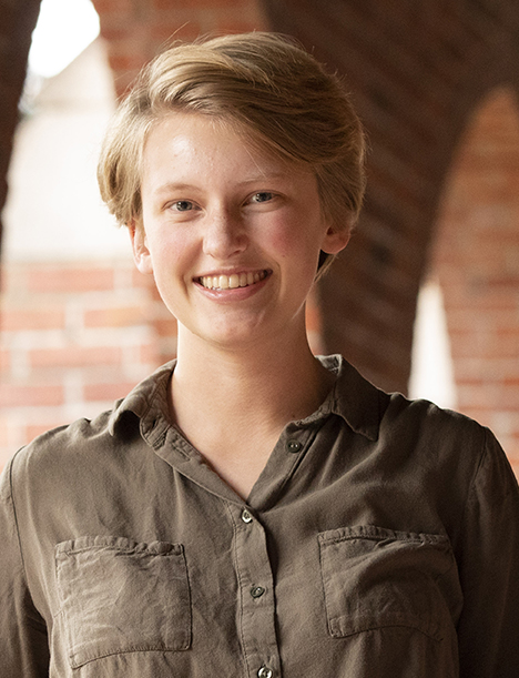 sam_vert.jpg Samantha Webb ’23
