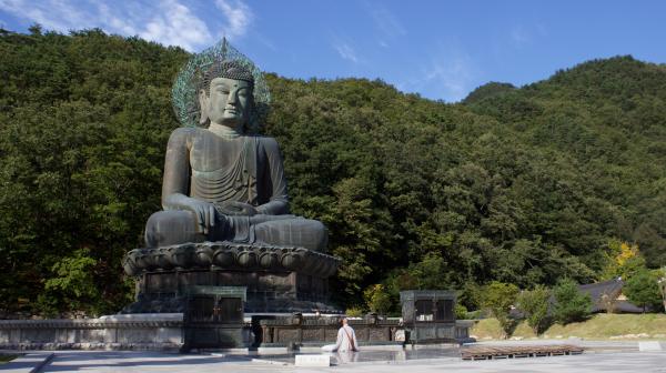 south korea buddha statue