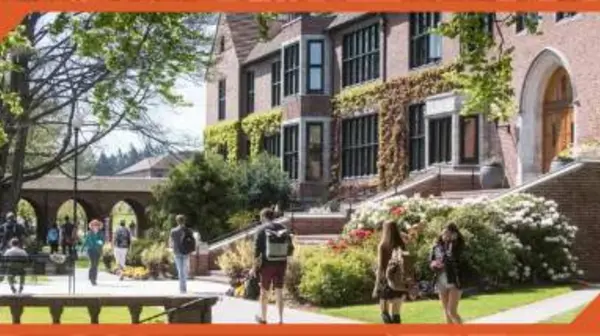 Students heading to class near Jones Hall and our infamous arches.