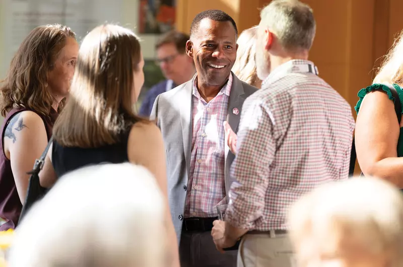 President Crawford speaking with alumni at Summer Reunion Weekend 2025.