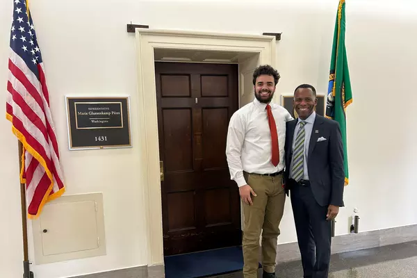 President Crawford and Jaylen Antoine '22 in Washington, D.C.