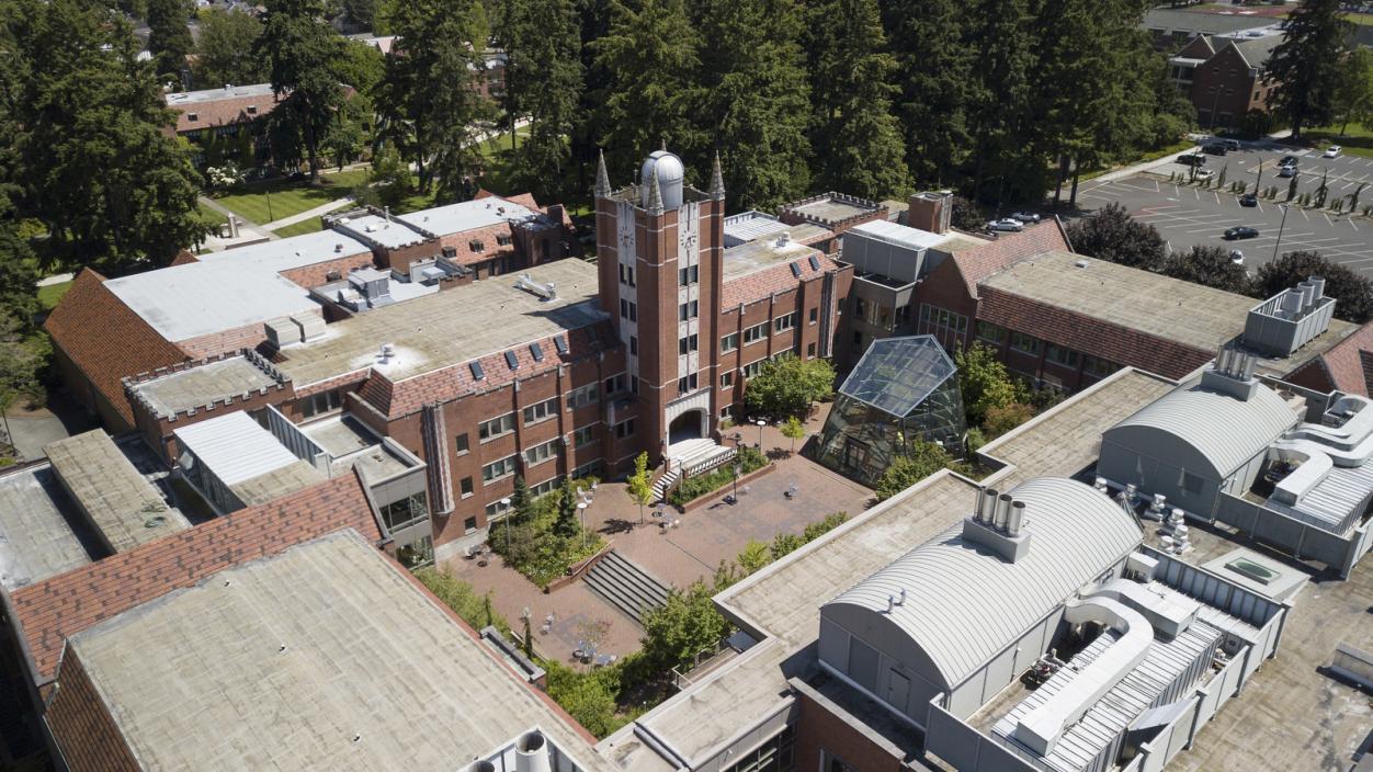 Puget Sound's Science Center, including Thompson and Harned Halls which encompass the Brown Family Courtyard