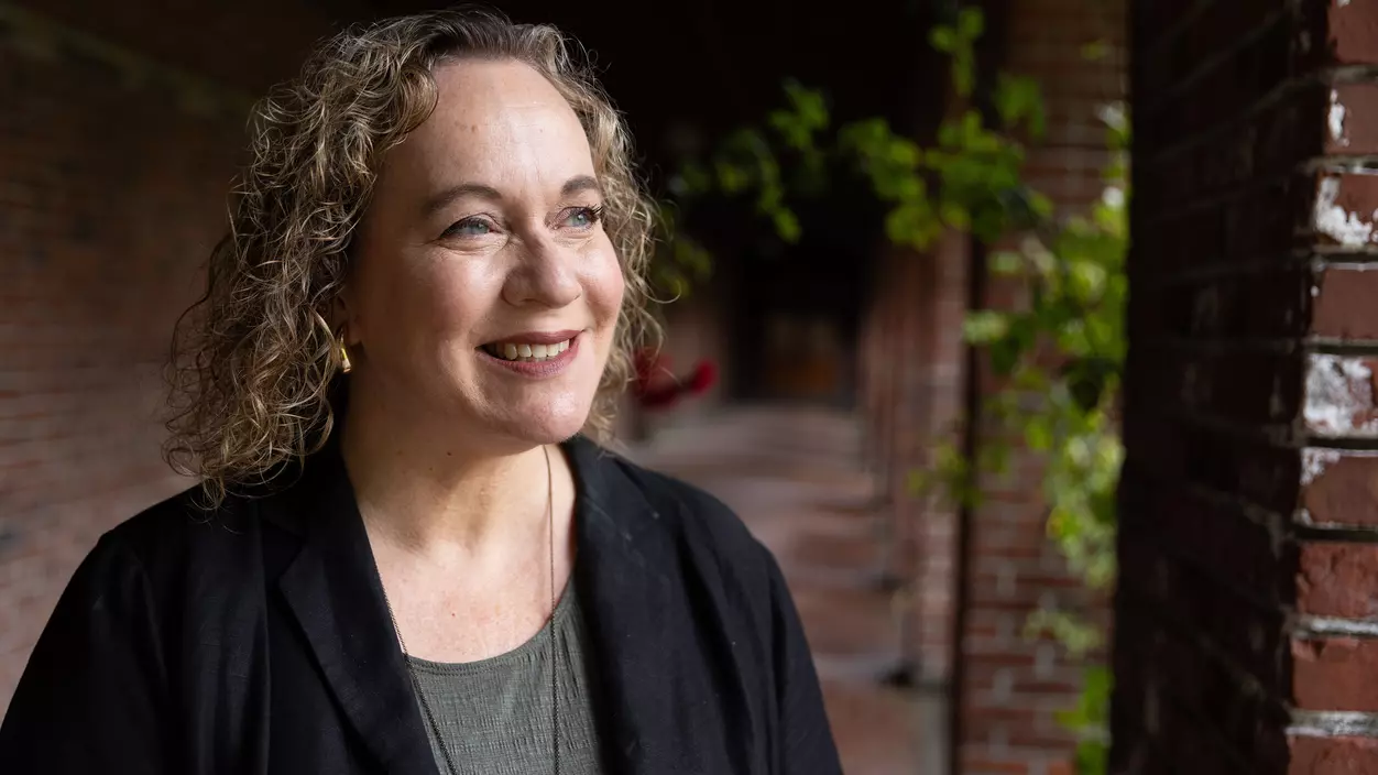 Prof. of Sociology Jennifer Utrata