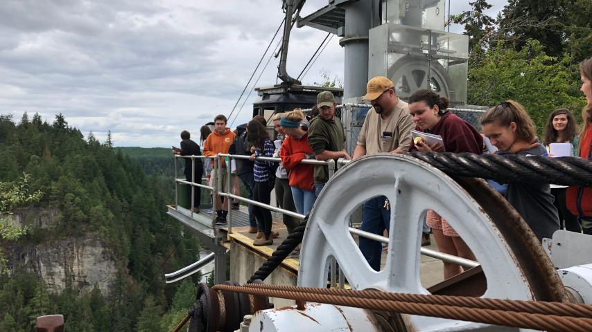 LaGrande dam, a hydroelectric dam on the Nisqually River that ENVR 200 students toured on a weekend trip to Mount Rainier.