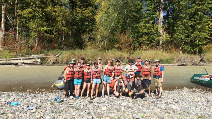 Students rafting the Nisqually River as part of ENVR 350. Photo Credit: Chinook Expeditions.
