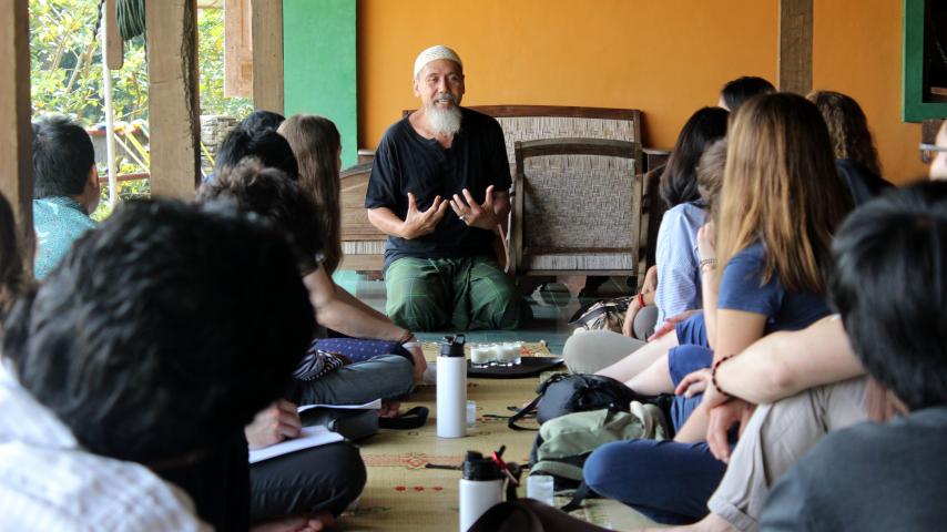 Students in Indonesia and Southeast Asia in Cultural Context (SOAN 312) visit the Bumi Langit Islamic permaculture farm and speak with its founder, Iskandar Waworuntu, in Central Java, Indonesia.