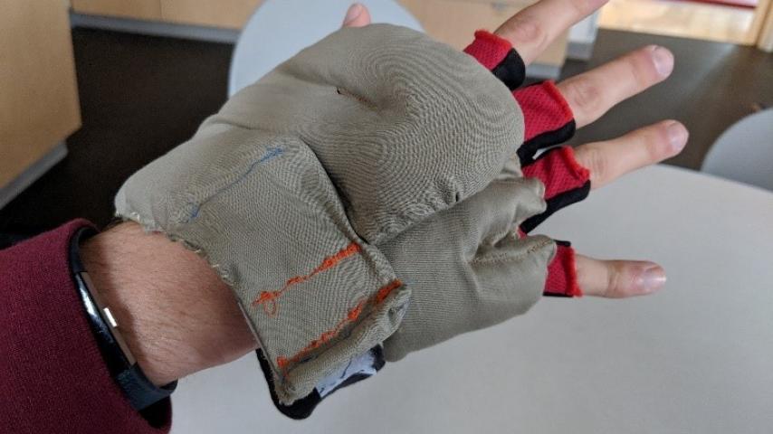 Jared custom glove