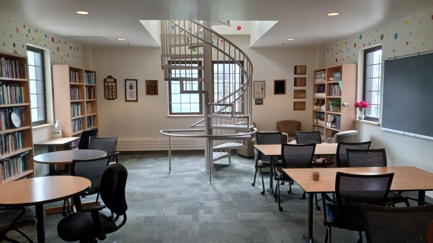 The math lounge in Thompson Hall.