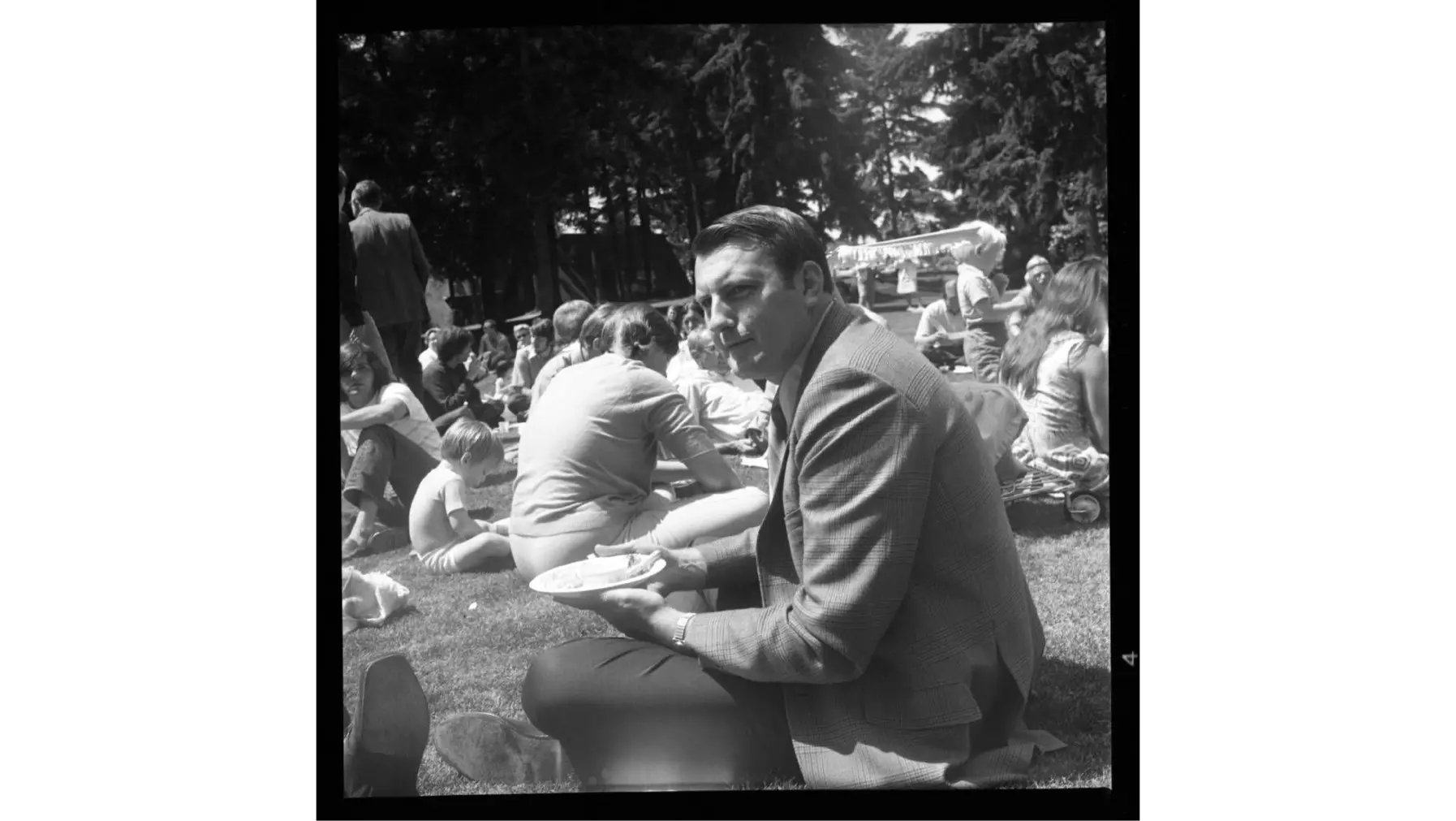 Ed Bowman ’57, P’86, P’93, dean of admission at Puget Sound, in 1971.