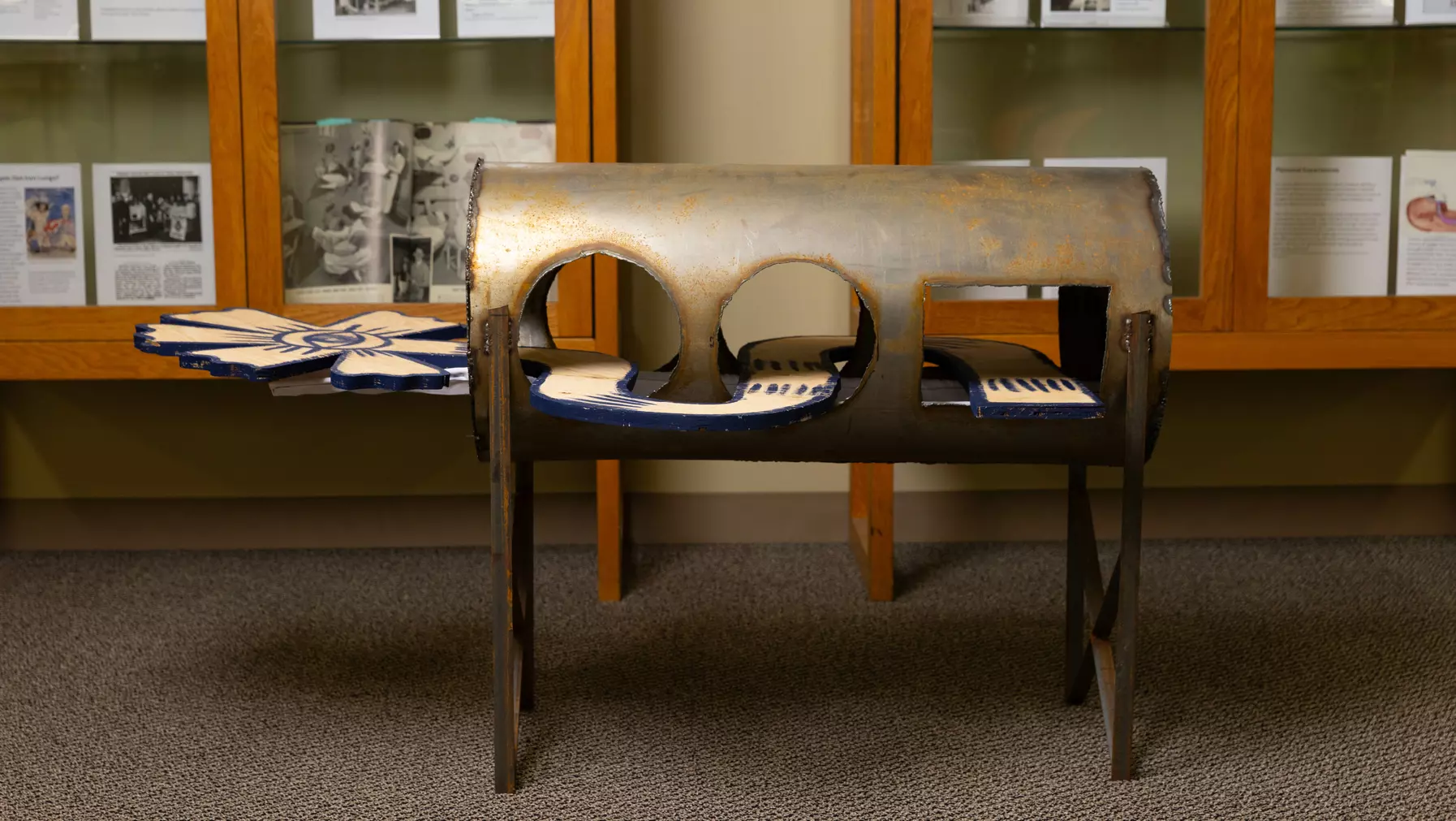 Iron lung sculpture by Eva Langenthal ’26