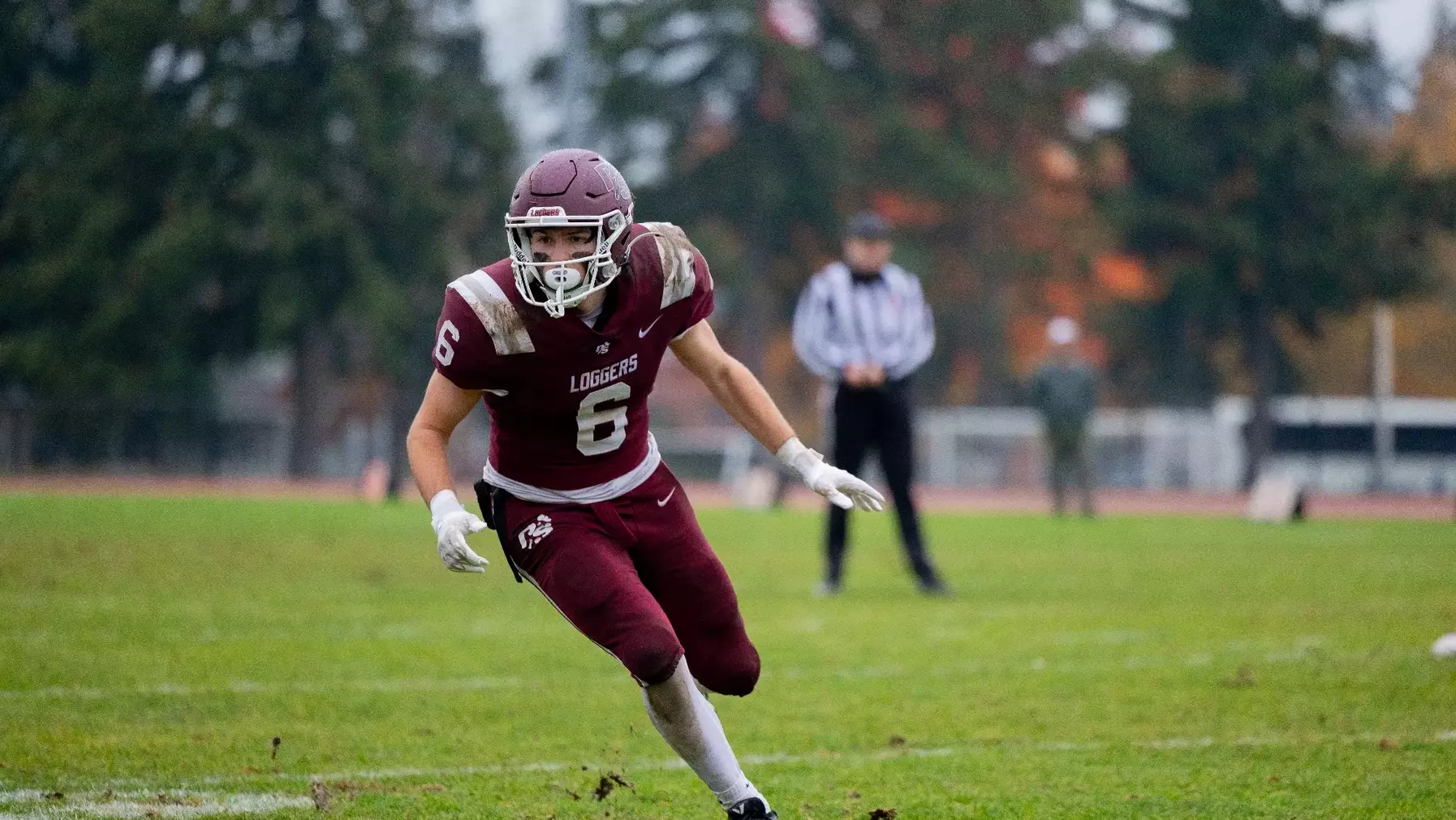Jake Elorduy ’26 on the field during a Logger Football game.