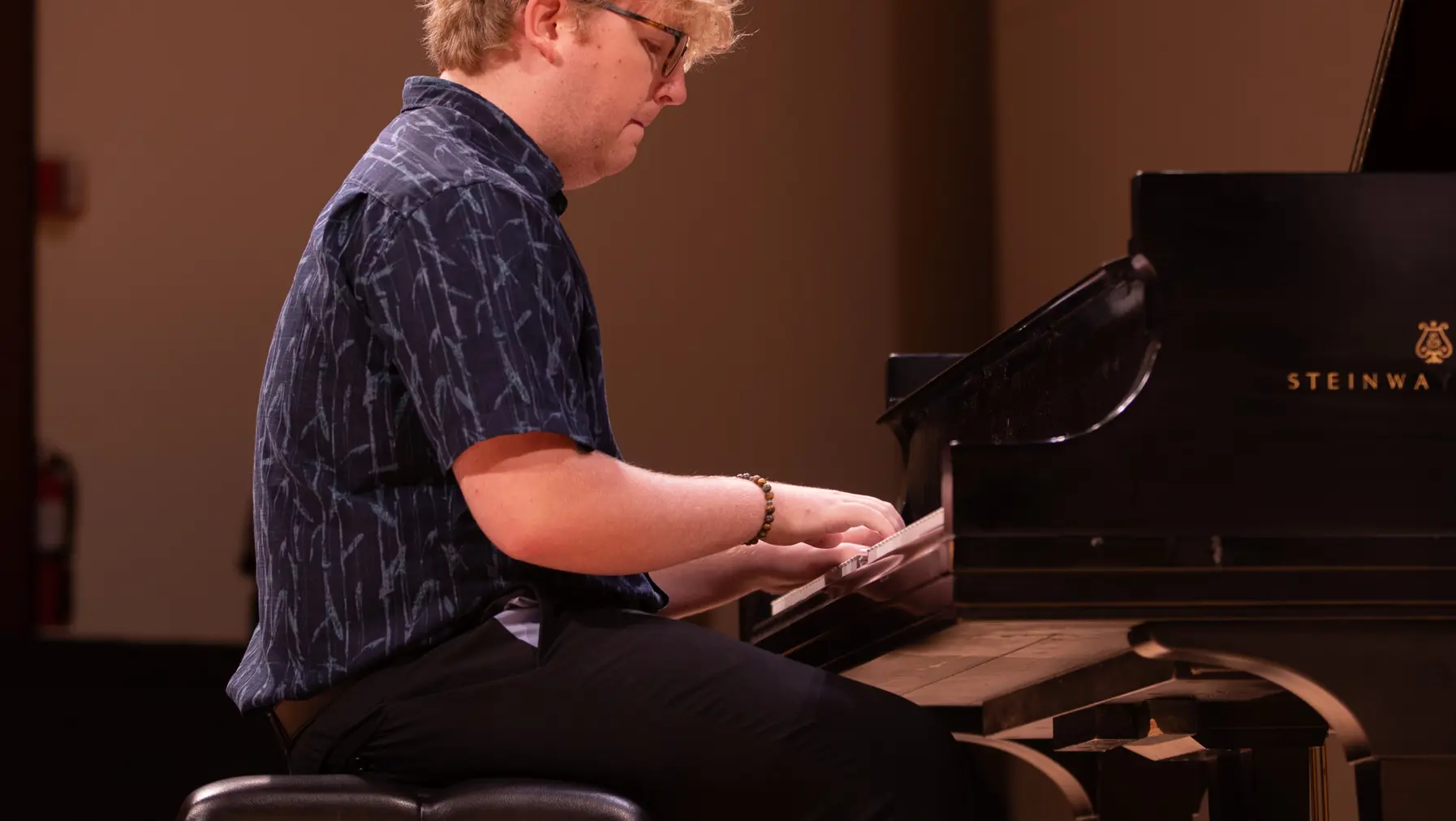 Harper piano