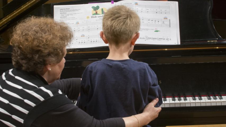 pugetsound-piano-lesson.jpg
