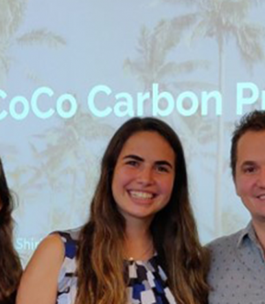 Ben Minges ’11, founder and CEO of Copra Coconut Water (center), with the winners of the 2019 Innovate!Create! entrepreneurship competition: Nick Eberhard ’22, Victoria Helmer ’22, Shirley Mazaltov-Ast ’22, and Kala`i Beck ’20.