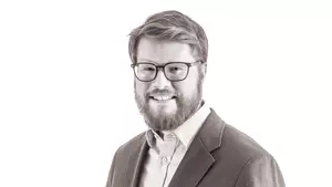 Eric Schneider ’08